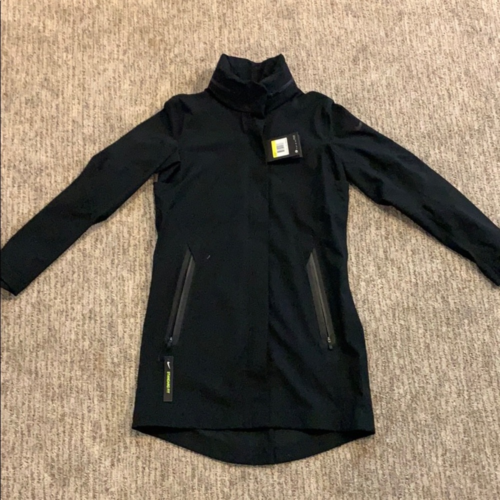 Brand new Nike hypershield size small jacket